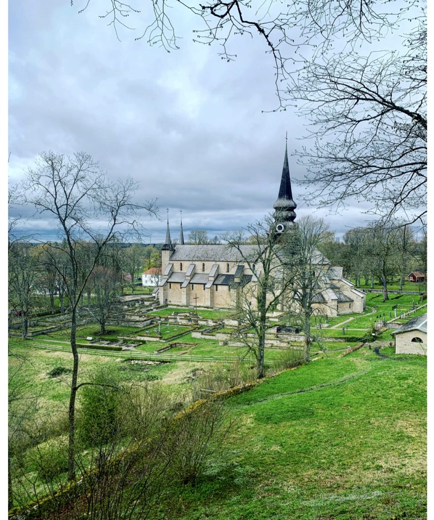 Utflykt Till Varnhems Klosterkyrka... - Aramia Omsorg®